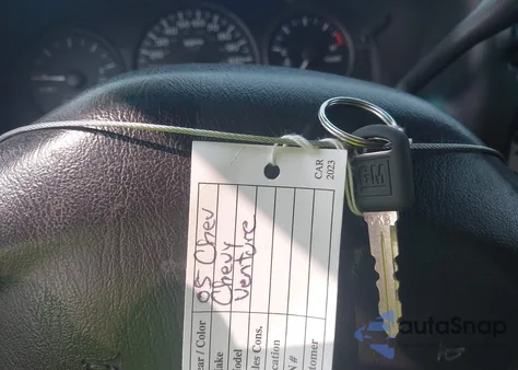 2005 Chevrolet Venture Ls z USA, uszkodzony, nr VIN 1GNDV23E75D139460